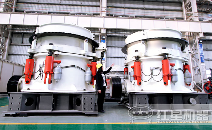 大型多缸液壓圓錐破碎機