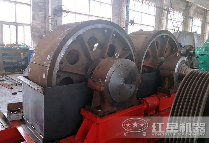 對(duì)輥破碎機(jī)