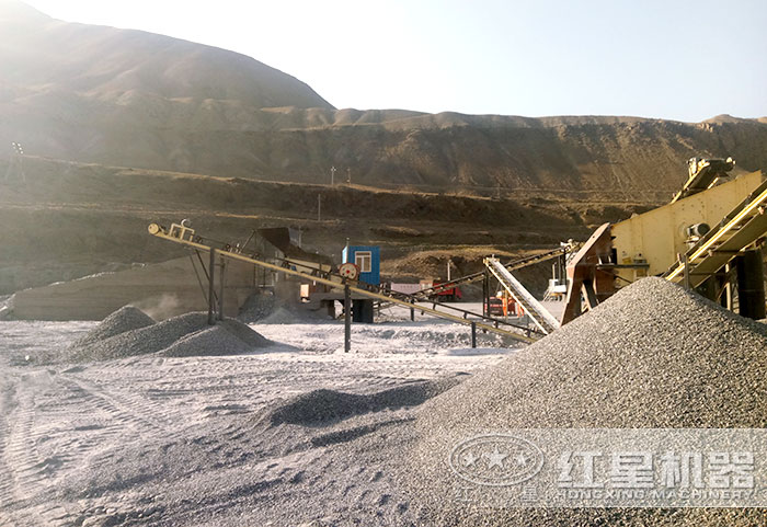 制沙作業(yè)現(xiàn)場