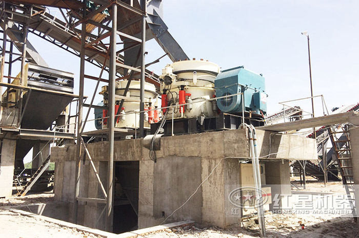 玄武巖破碎機生產現場 玄武巖破碎機生產現場