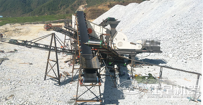 移動(dòng)錘式破碎機(jī) 移動(dòng)錘式破碎機(jī)