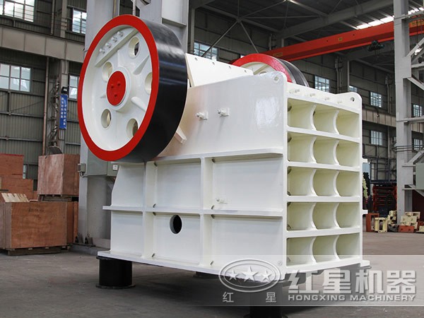 復擺顎式破碎機