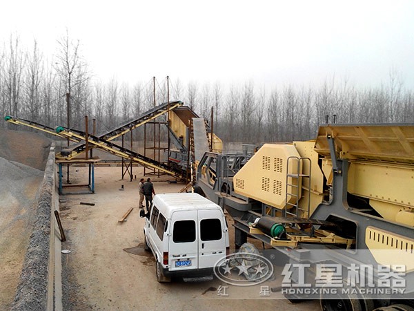 鵝卵石車載破碎機日常保養(yǎng)是關鍵