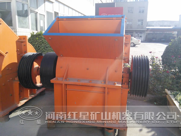 雙給料輥錘式破碎機(jī)