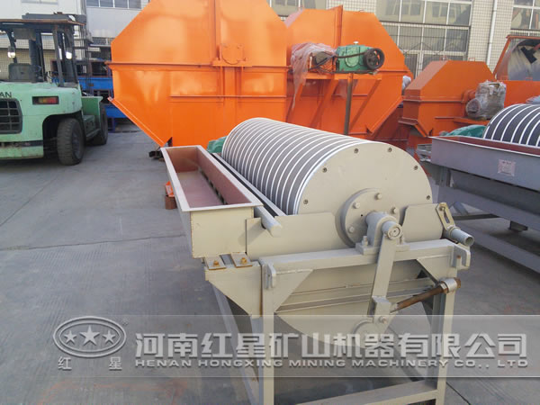 高強(qiáng)磁磁選機(jī)