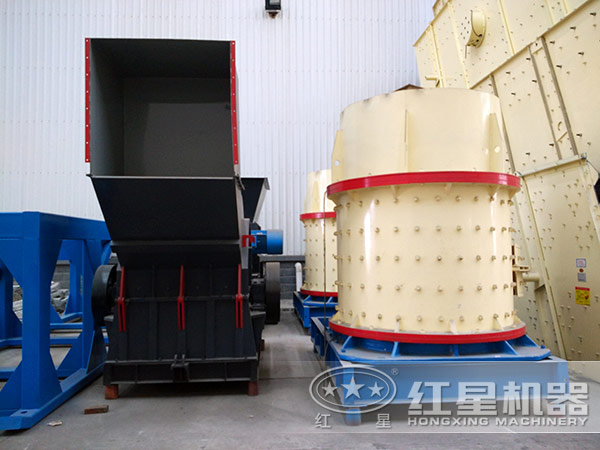 毛石破碎機：復合破