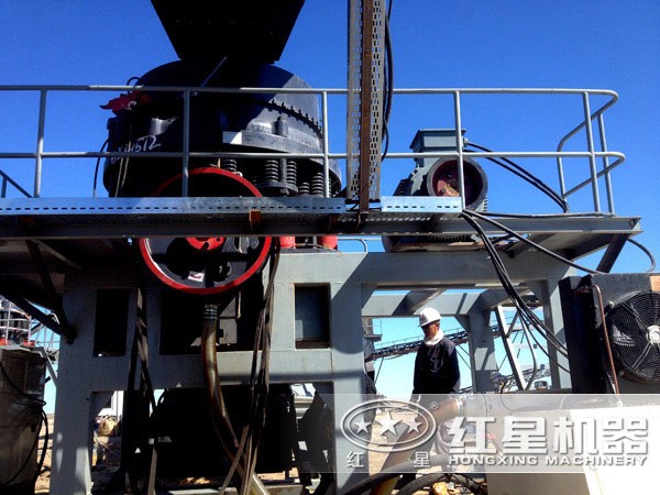 硬質巖砂石生產線現場